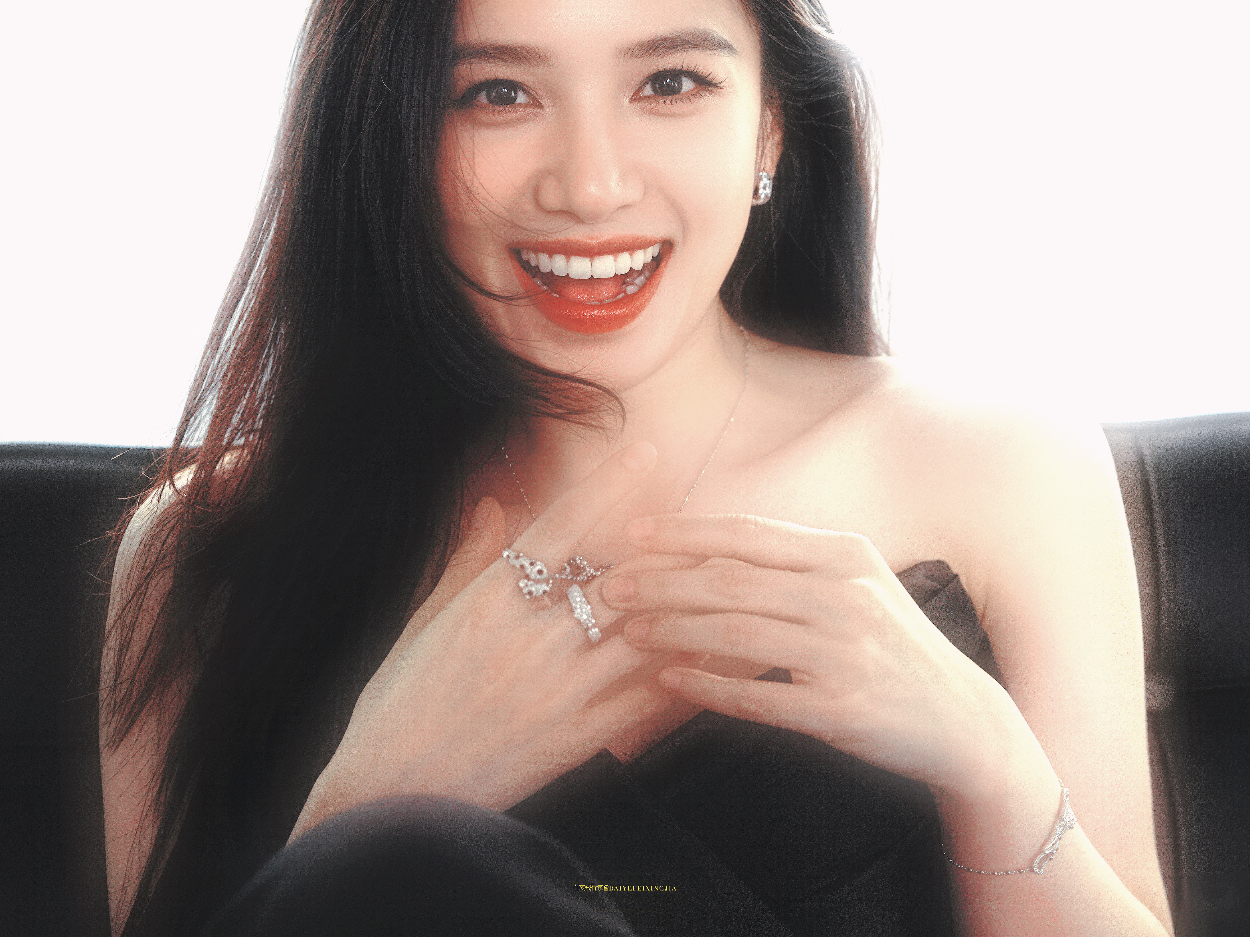 张婧仪好明媚吧~ ​​​