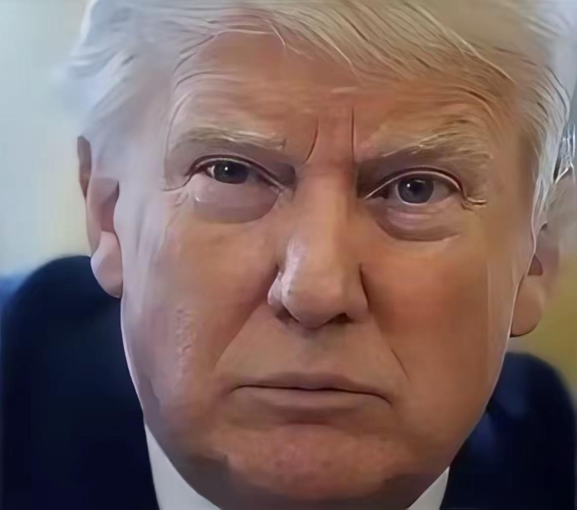 谁怂谁输！美国赌上全部身家押 "中国不敢登船"，解放军东部战区编队已回防，随时准