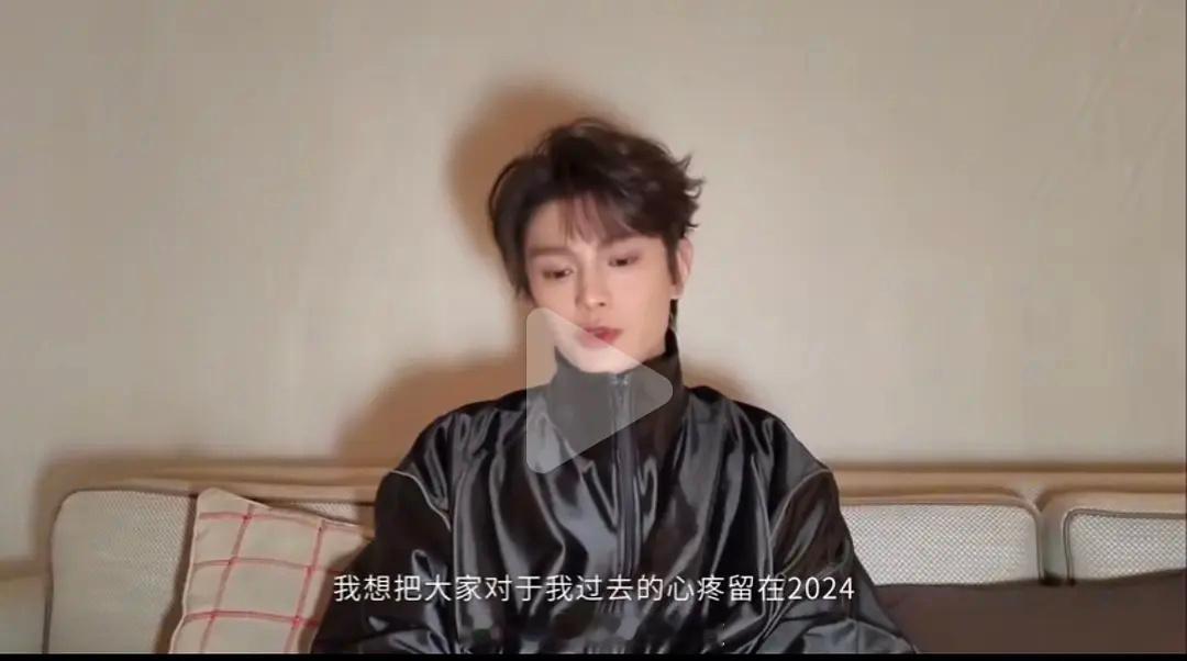 丁禹兮工作室年终总结 看到这句我真的眼泪汪汪  会越来越自信的玉溪[苦涩][泪]