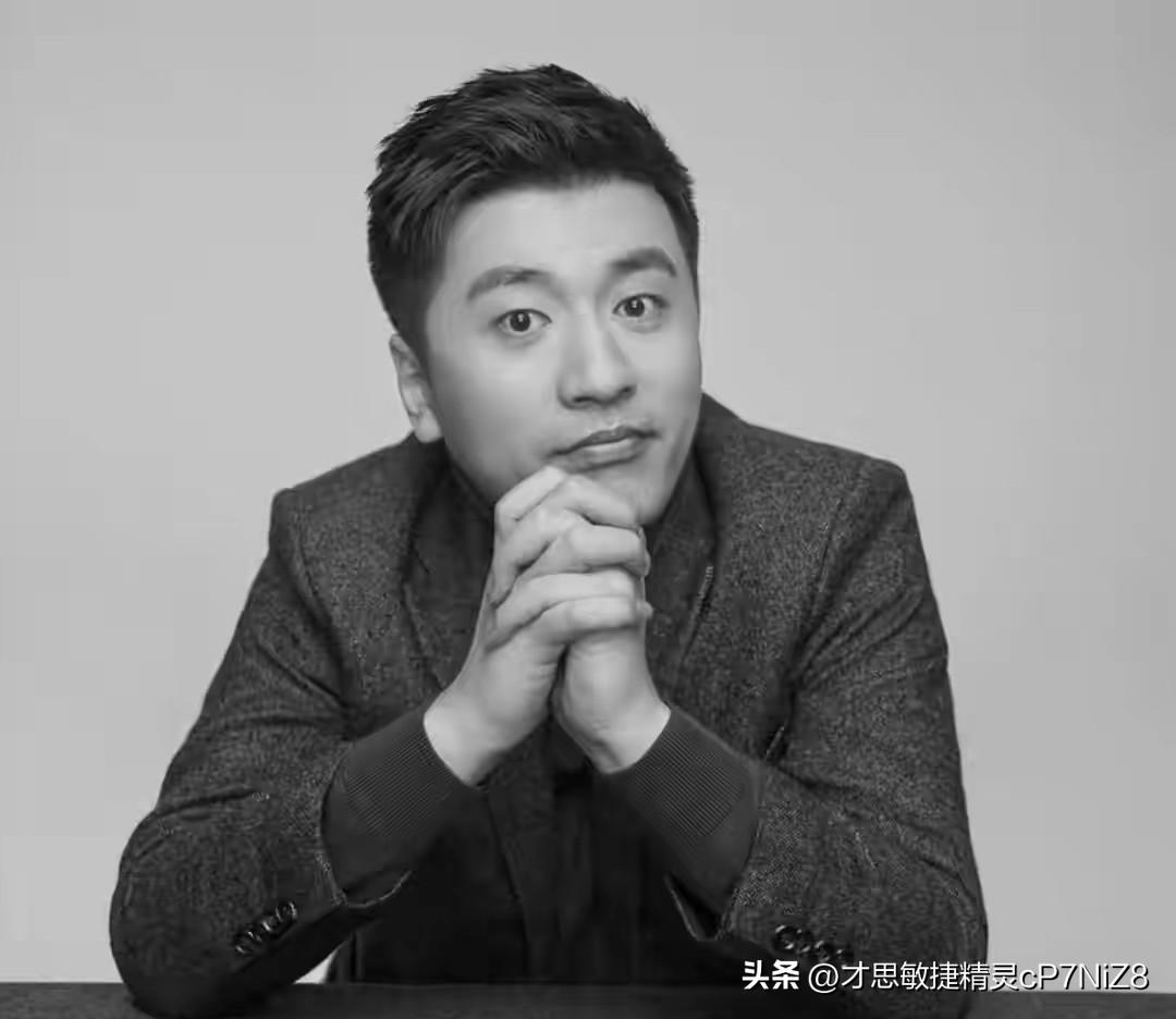 突传噩耗！41岁张雪峰离世，消息确认让人破防
 
网红圈突传噩耗！考研名师张雪峰