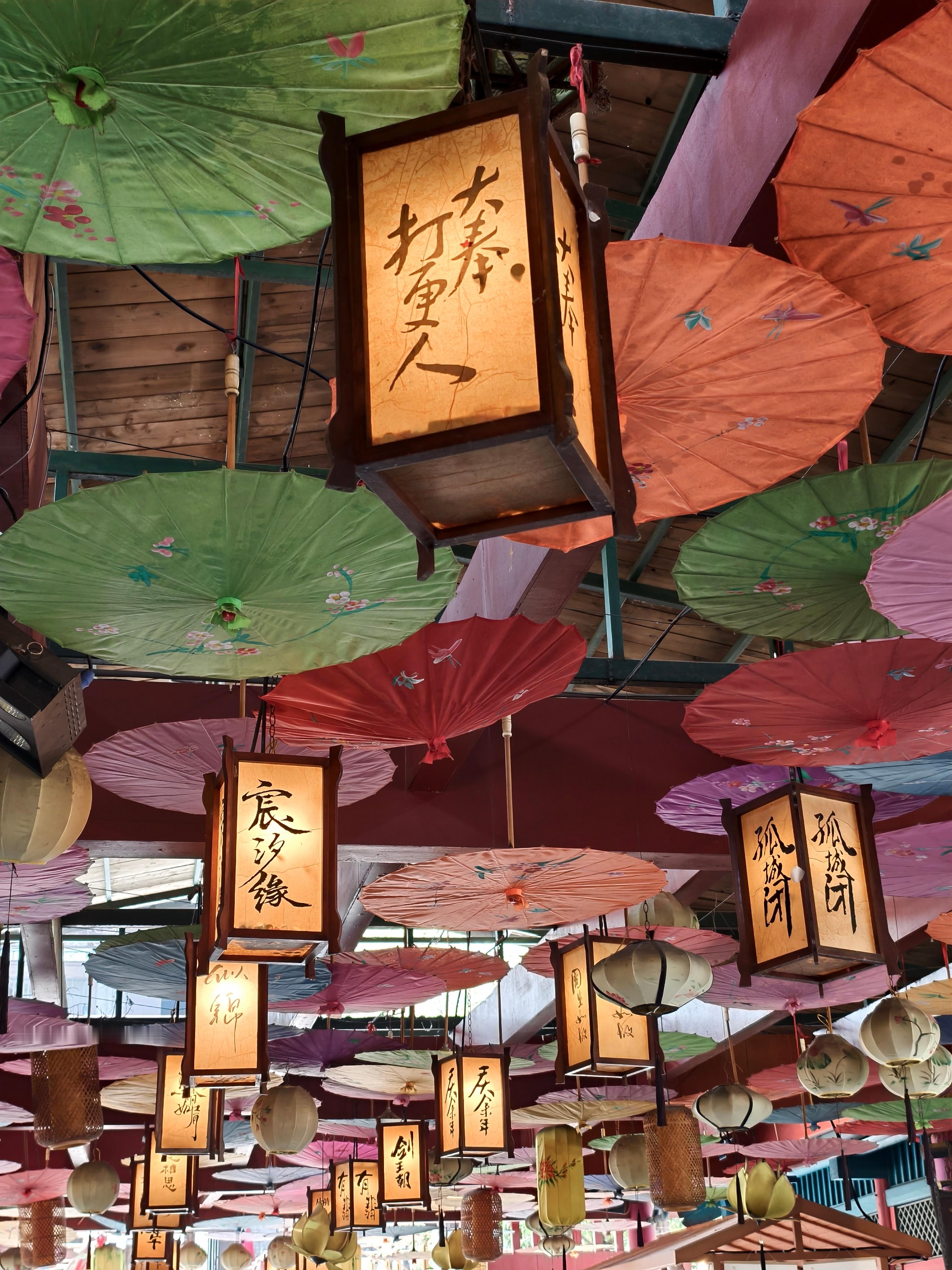 中秋闪击横店 东阳·横店影视城景区