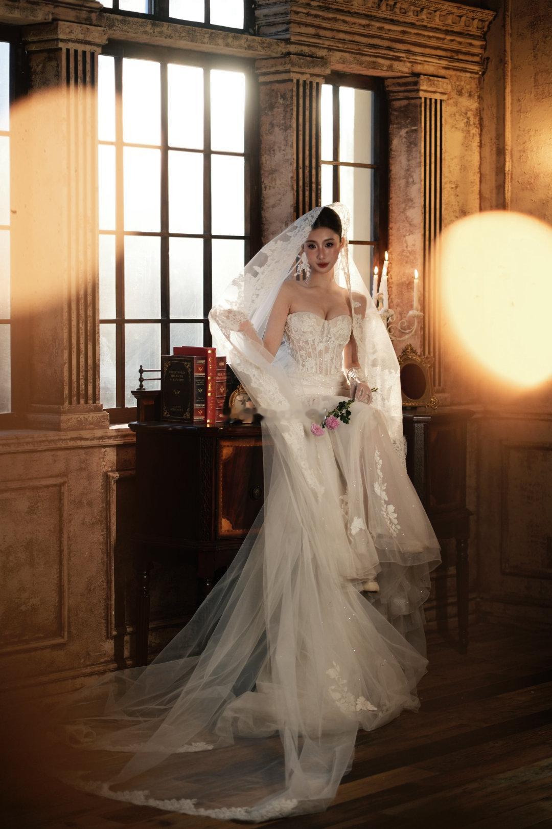 幸福给我的照片增添了饱和度 