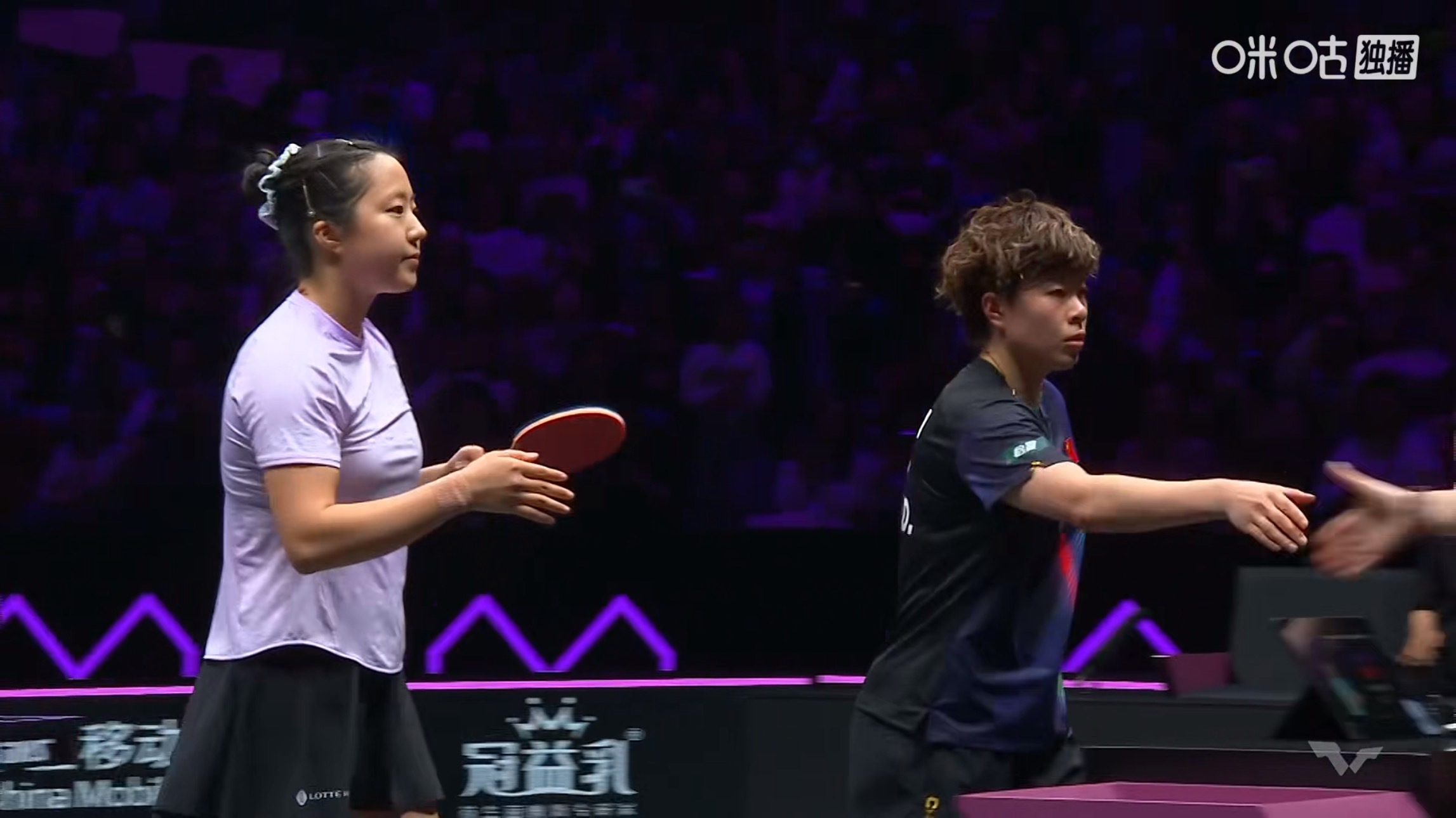 王艺迪4比3申裕斌(11-7，11-5，11-6，10-12，7-11，6-11