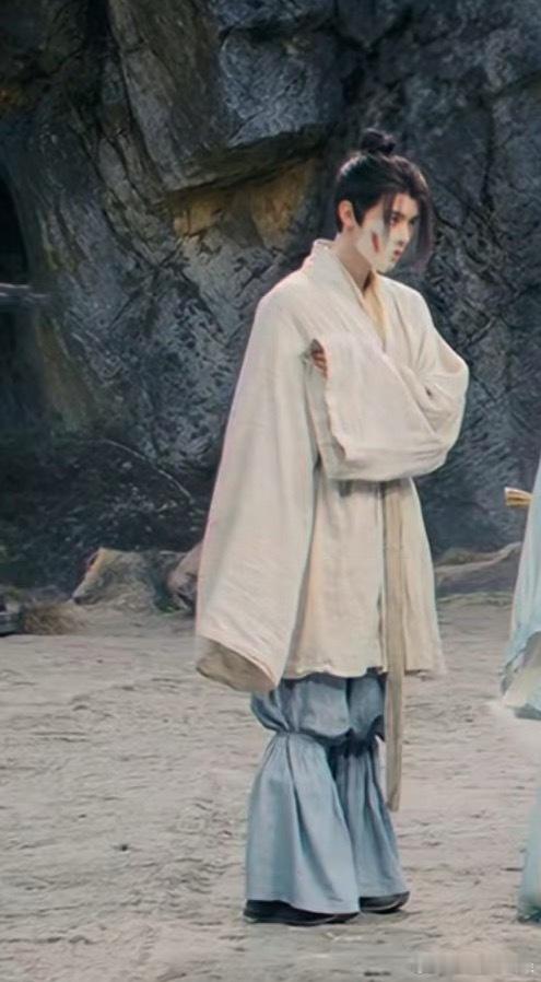 北魏灯笼裤届迎来了他最权威的母亲 