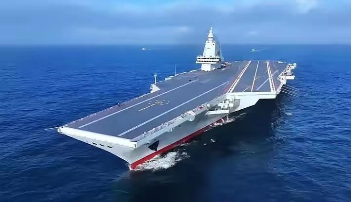 辽、鲁、闽三省：刻在航母命名里的铁血海防史，每一个名字皆是山河回响
 
辽宁、山