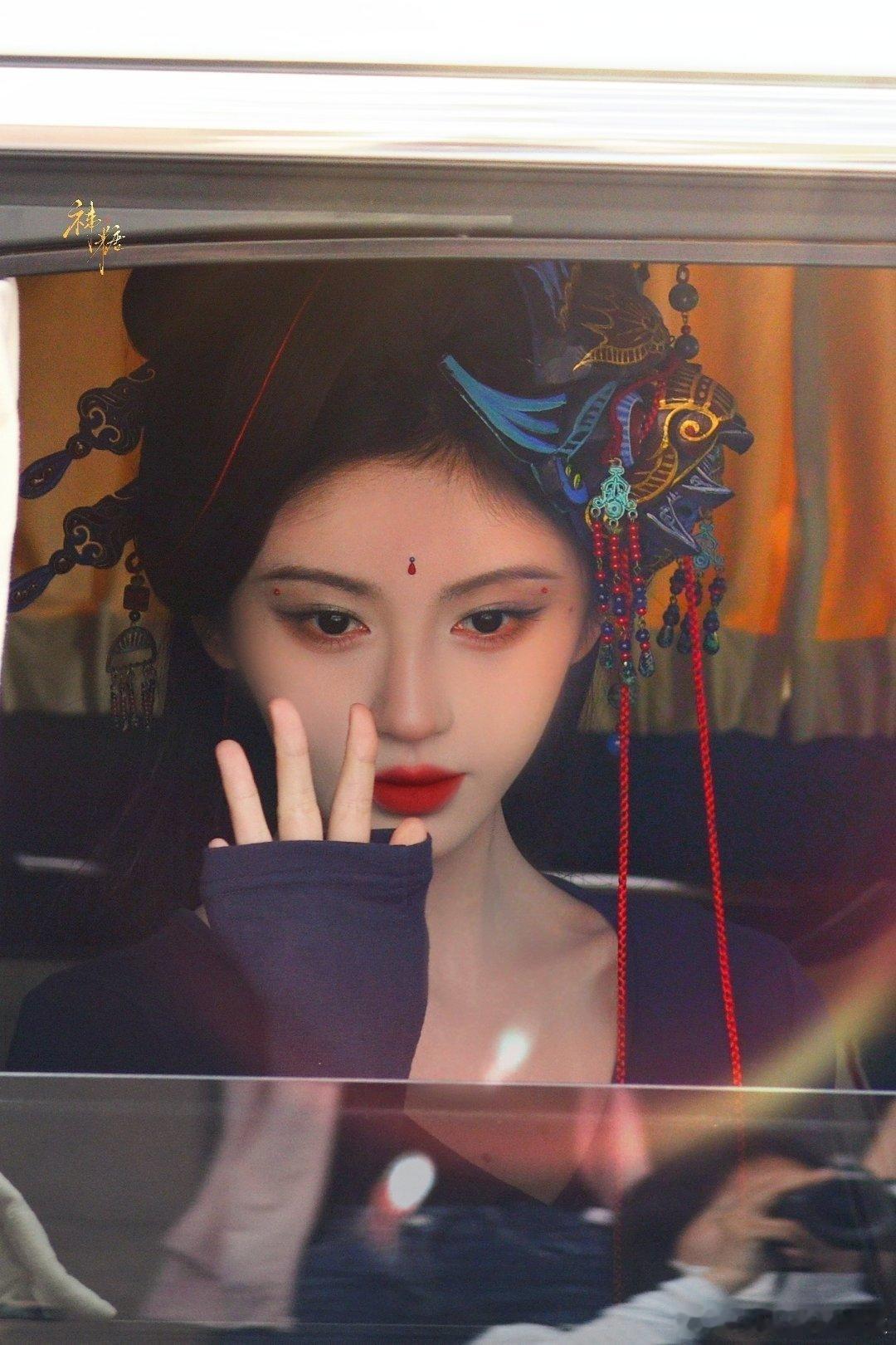 鞠婧祎 jjy鞠婧祎苏绿夏jjy鞠婧祎万花世界人類太可愛才不是什麼壞事!!(๑^