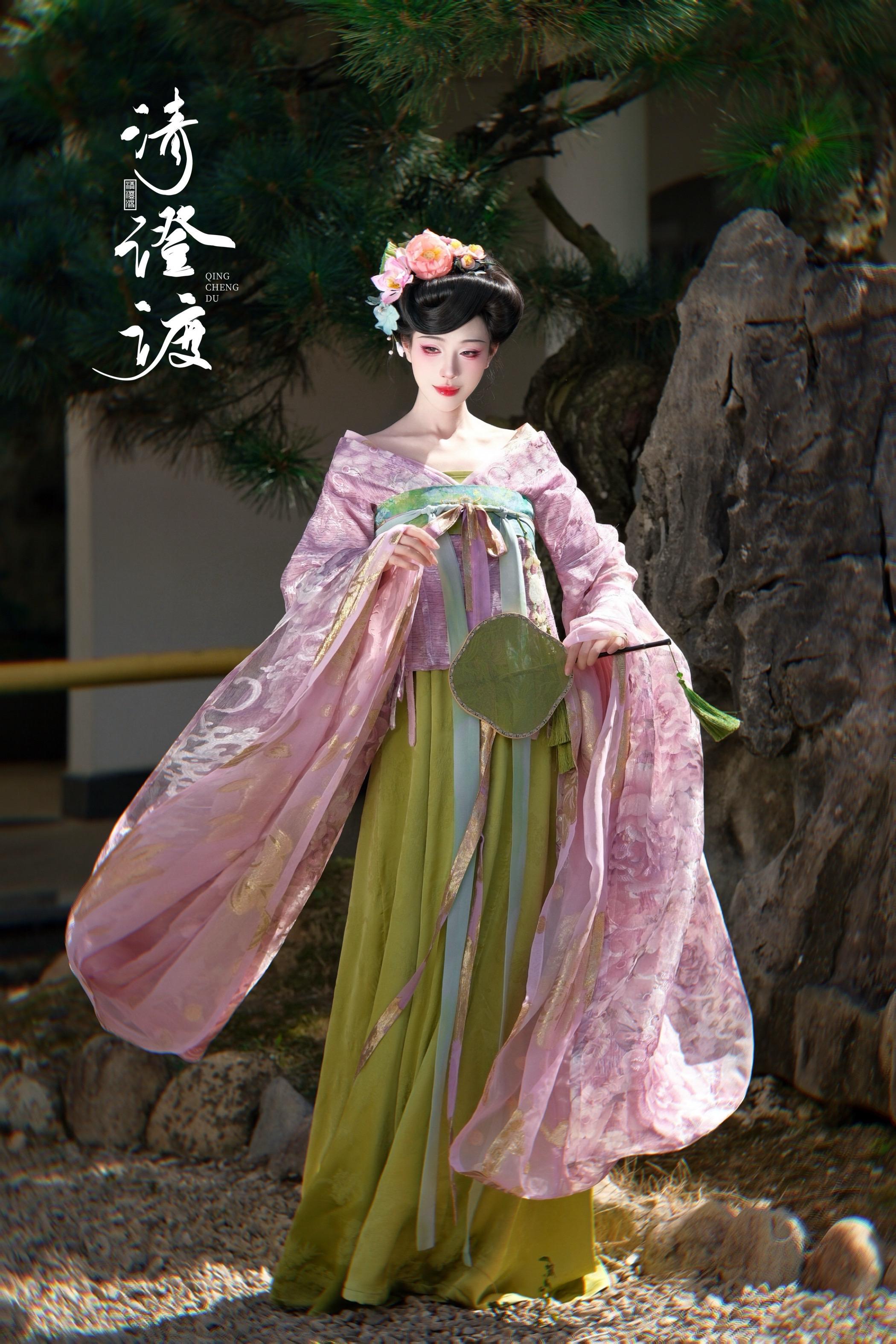 荷花🪷。
