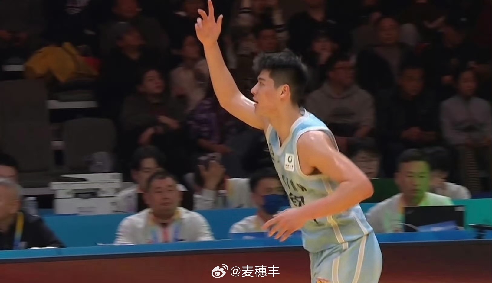 努力争取，顺其自然！恭喜，享受比赛也享受MVP的荣耀，一切都是最好的安排！cba