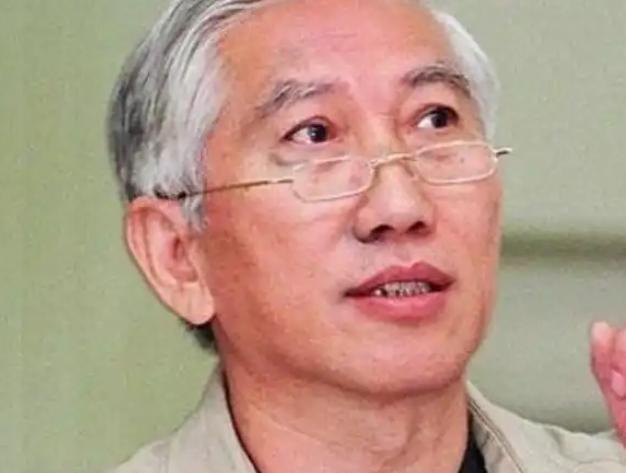 清华教授柳冠中语出惊人！中国人该清醒了！他曾直言：无人机、无人驾驶、无人商店、无