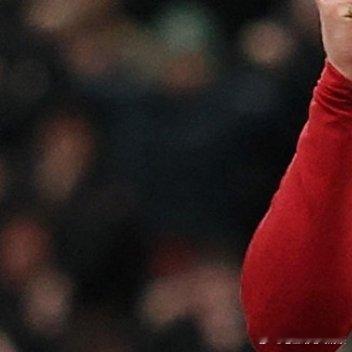 2月24日讯 阿圭罗在接受采访时，谈到了利物浦球员麦卡利斯特的转会传闻。麦卡利斯