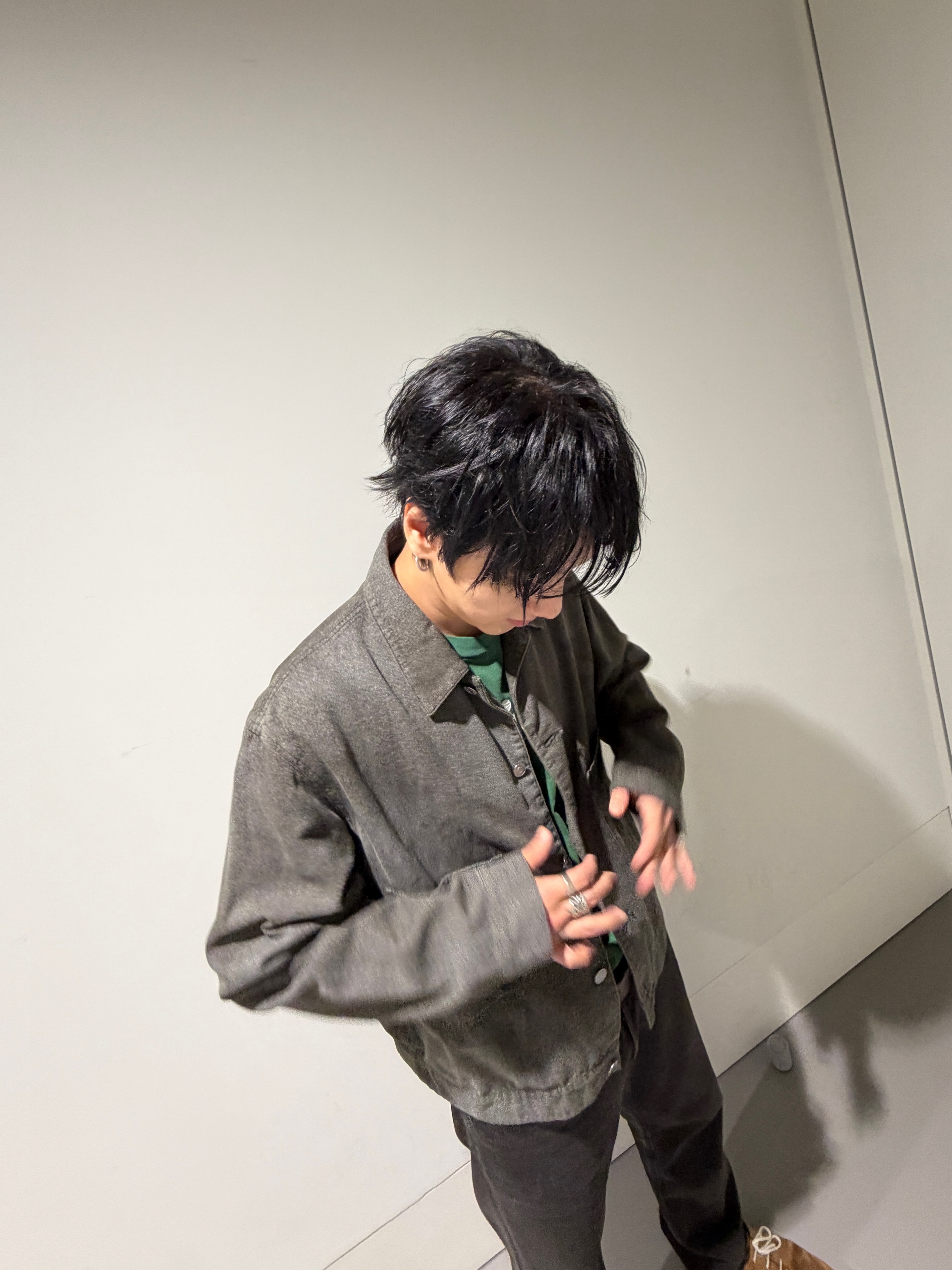 “CB百蓝_。260608金钟云 IG更新：6月也☘️ 