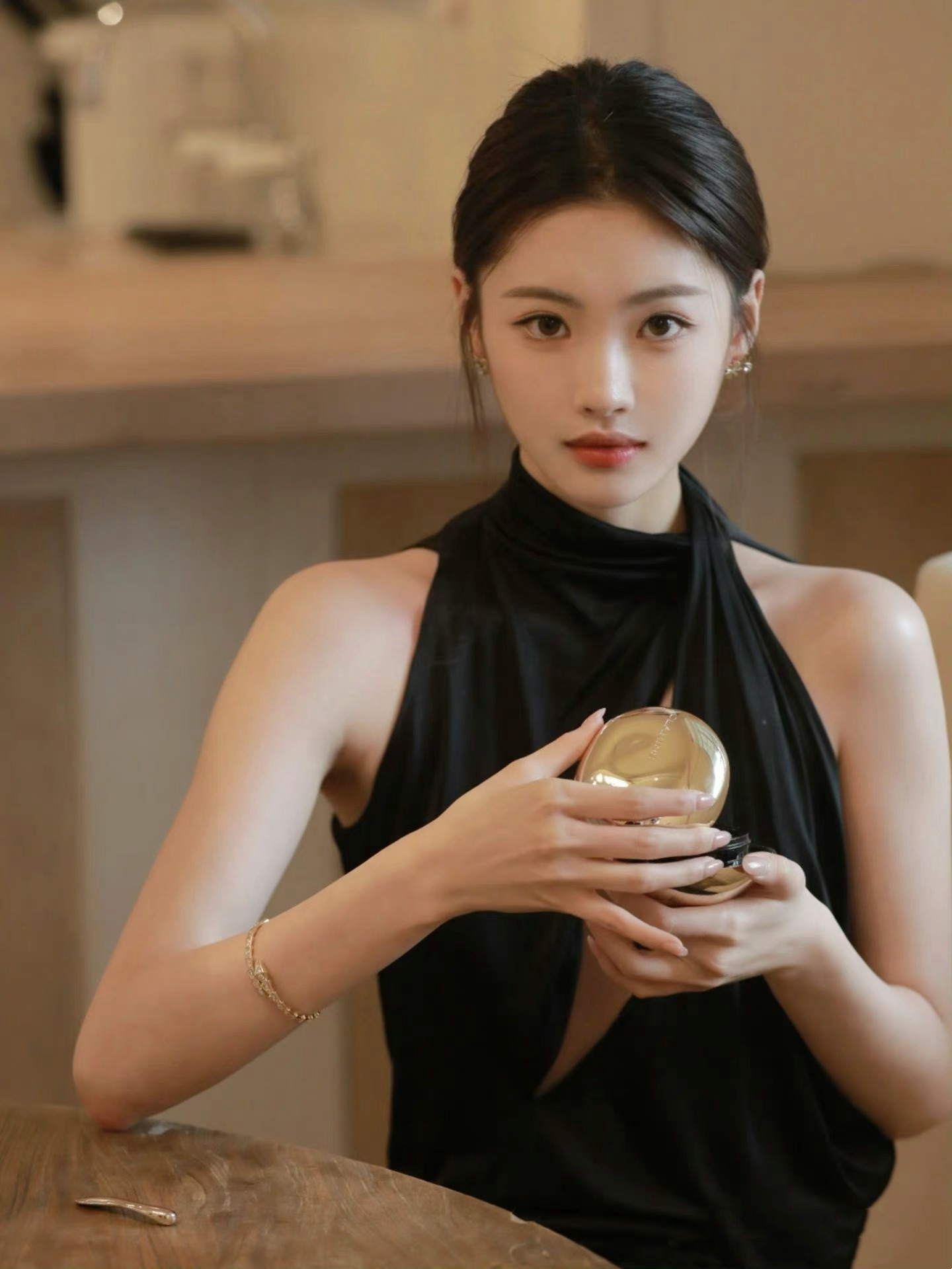 在北京气质美女 ​​​