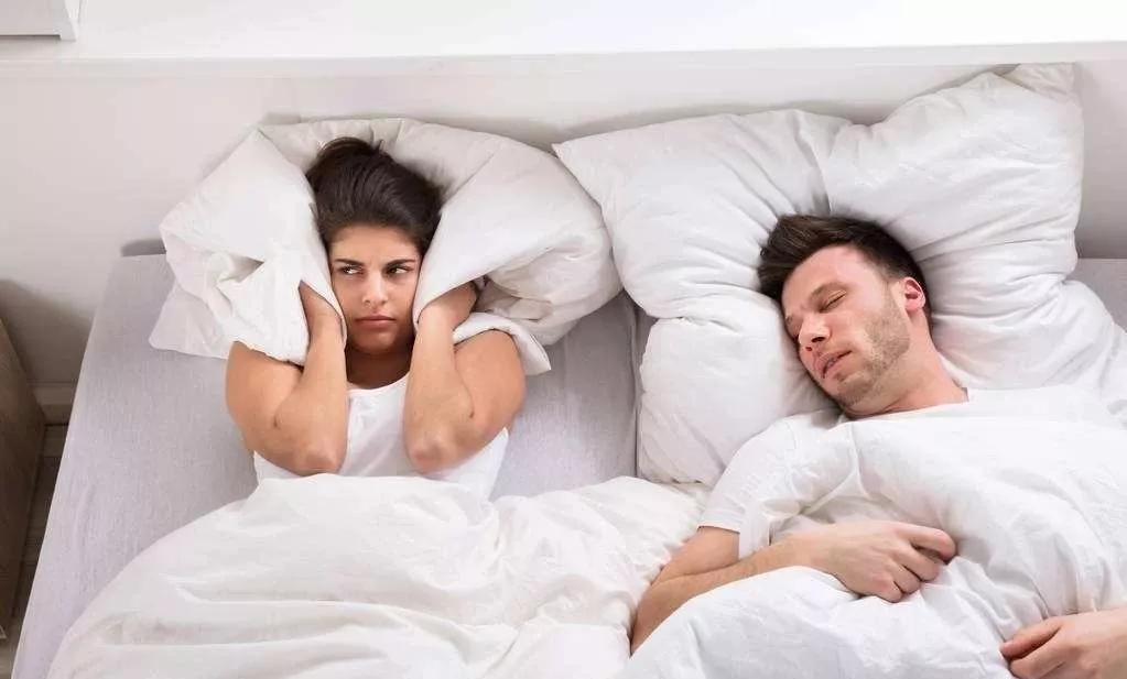 打呼噜究竟有多可怕？潜藏在1.7亿国人睡眠中的杀手！严重者需要上呼吸机？
202