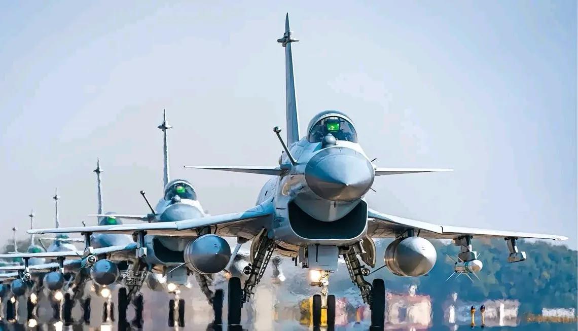 印巴空战，俄乌傻眼
印巴空战，令人耳目一新，大开眼界，不尽感叹，原来空中对战别有