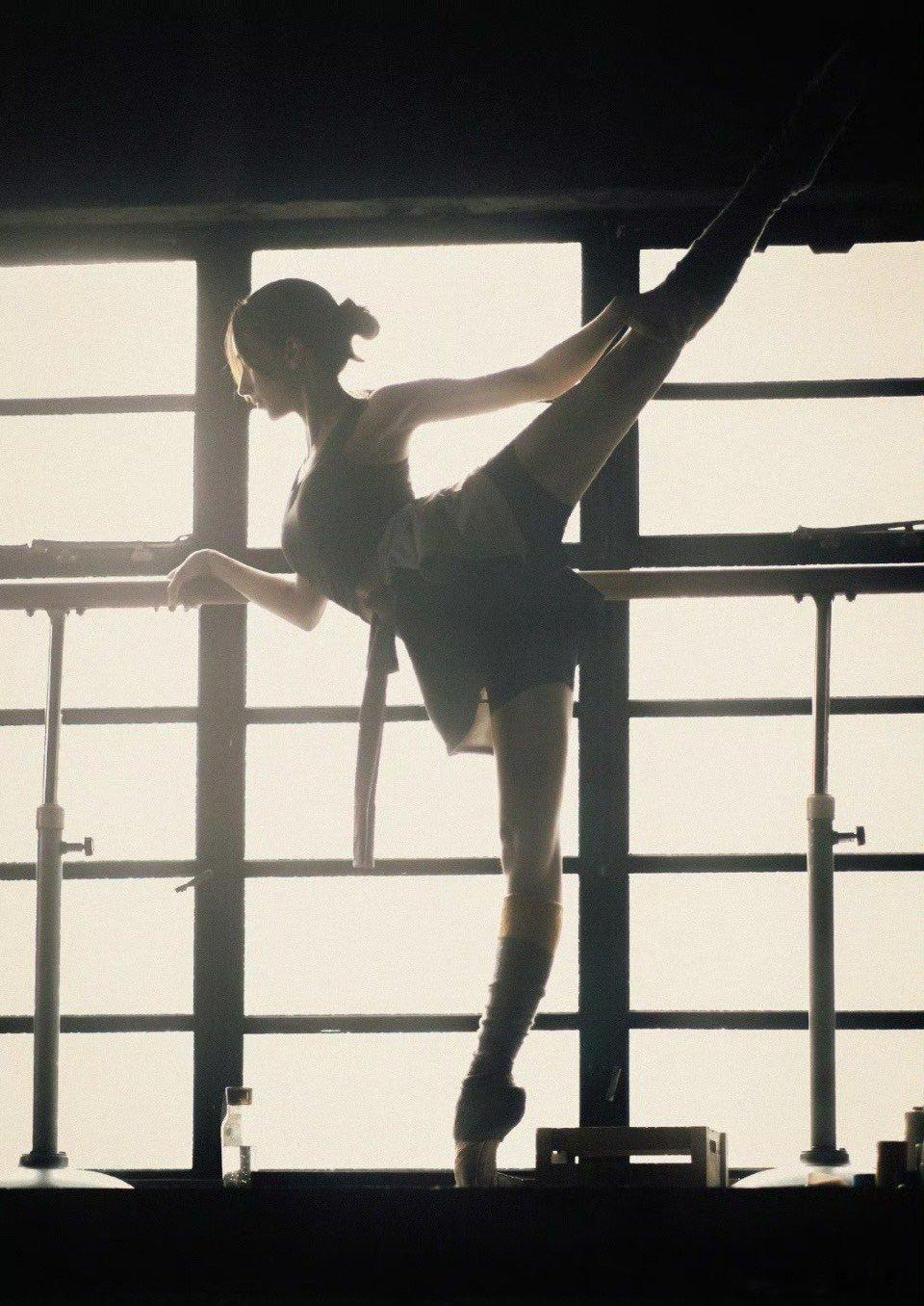 #林一李宛妲新电影演情侣#帅哥美女对我的眼睛也太友好了吧，这一次真的是给我们带来