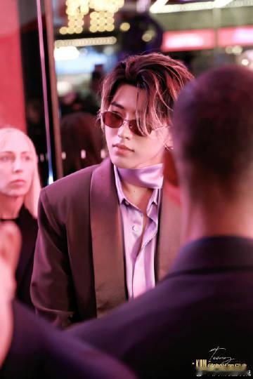 蔡徐坤VOGUEPreMetGalaParty路透 时尚与艺术的结合，蔡徐坤在派