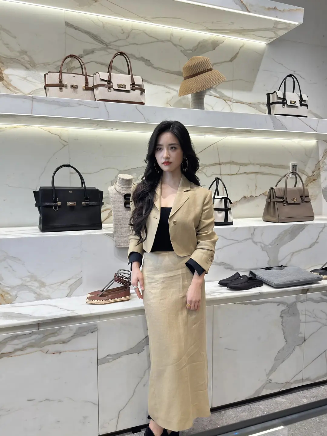 沈月最近的状态怎么还没有蒋欣看着好？ 