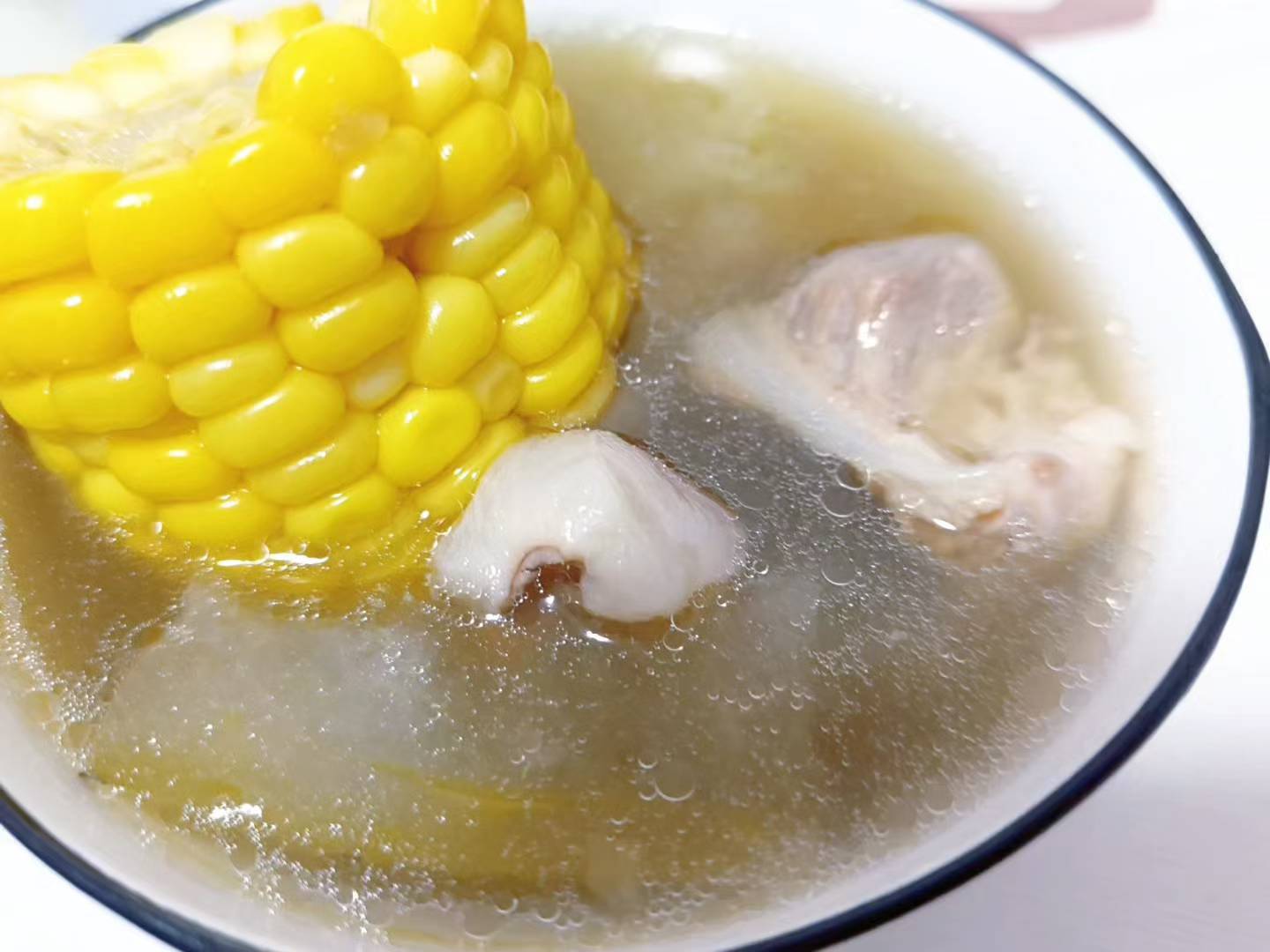 荔枝🌽排骨汤🫕​意外的好喝[哇] ​​​
