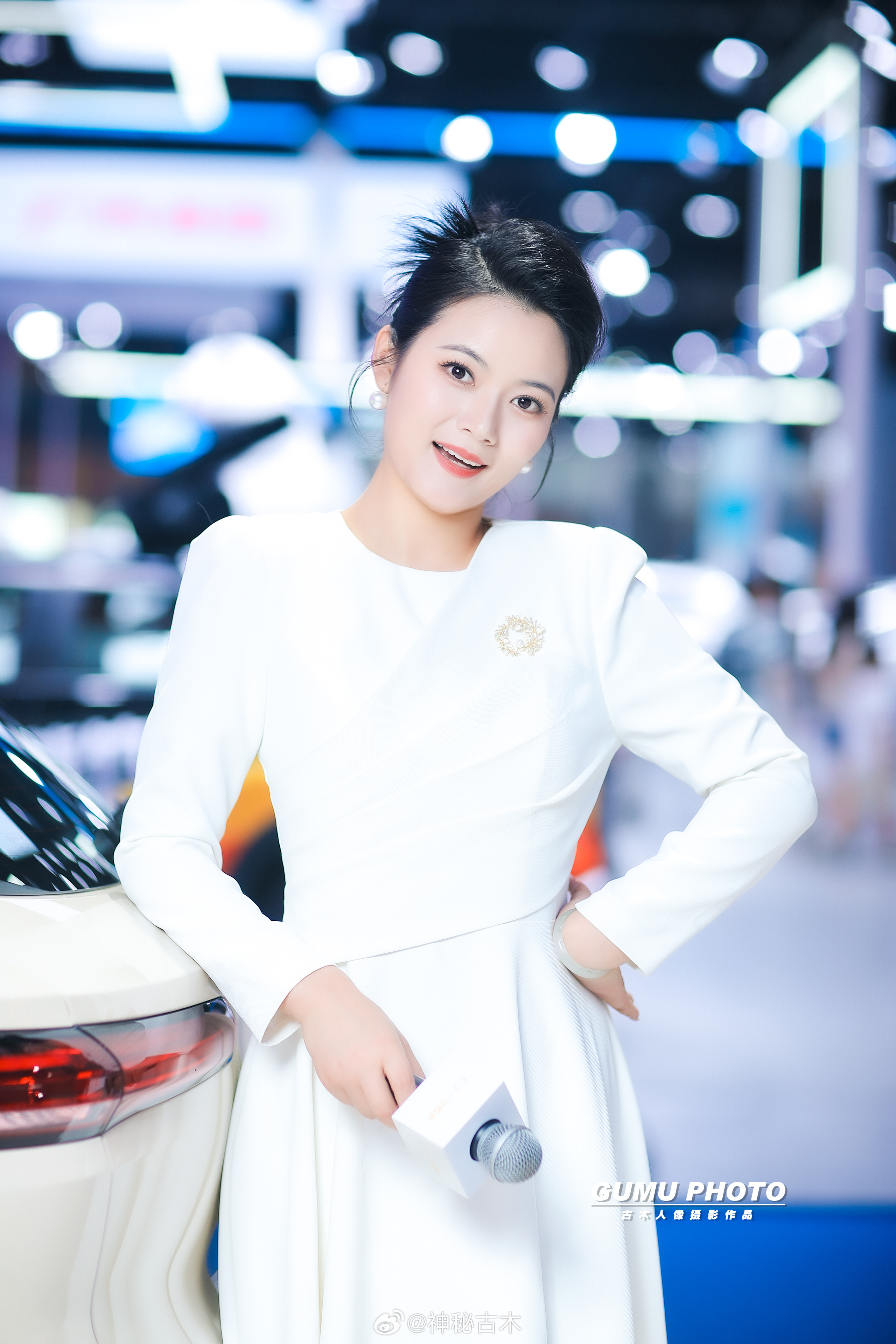 2026成都国际车展一汽悦意展台主持 2026成都国际车展成都车展 