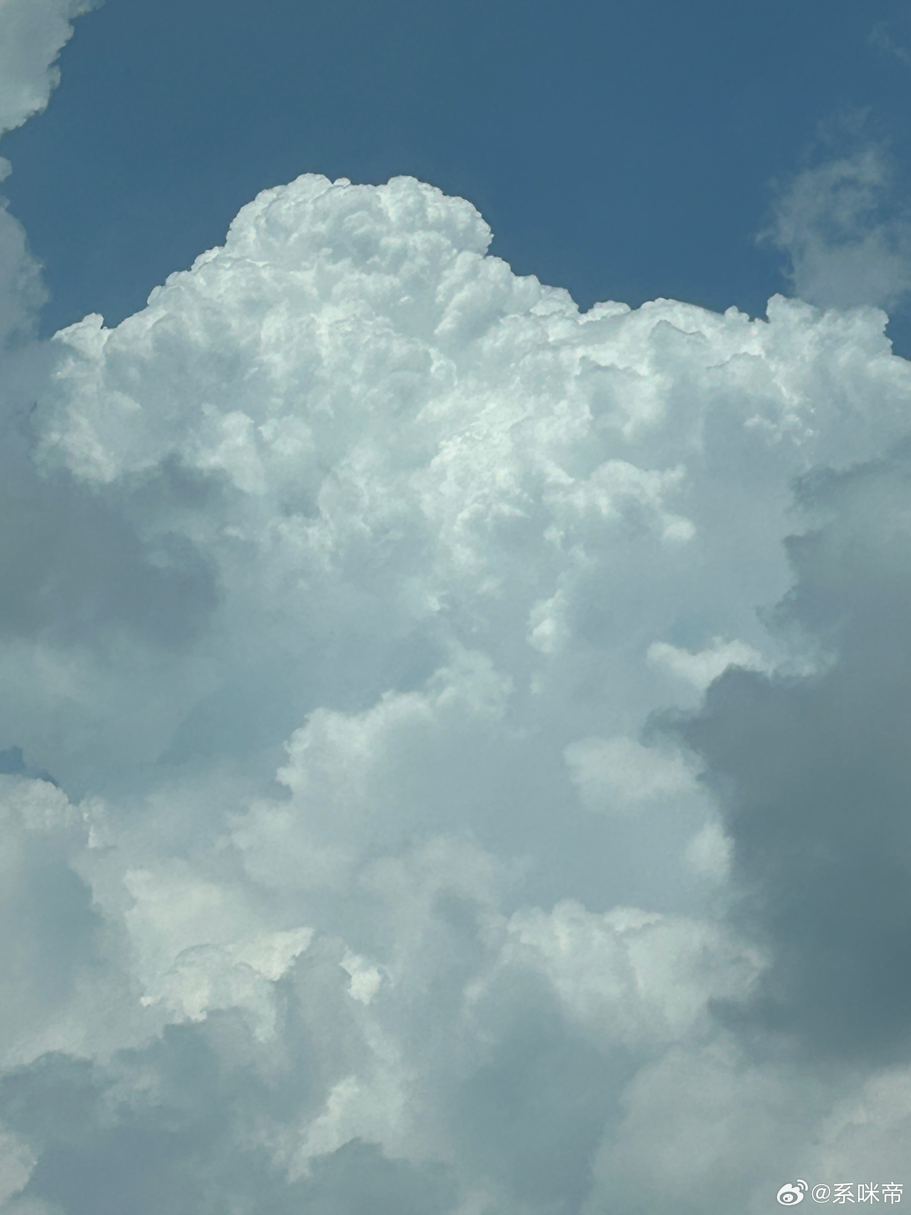 河西好晒，是大太阳，一天都没下雨。早上我这还下了点毛毛雨，现在也晴了。 