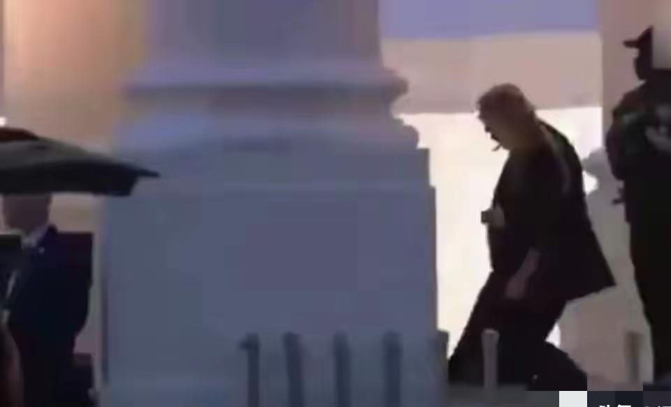 特朗普传来新消息！
4月26日金十数据和央视同步确认，白宫晚宴枪击事件刚过去不到