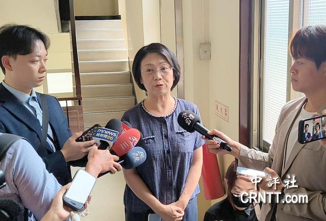 因为称“我就是中国人”被民进党政客围剿，翁晓玲今继续回呛
中国国民党籍“立委”翁