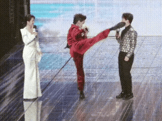 这孩子不坏，就是有点不正常，以前觉得他穿着怪异，愿意穿女装，博人眼球，这次可能病