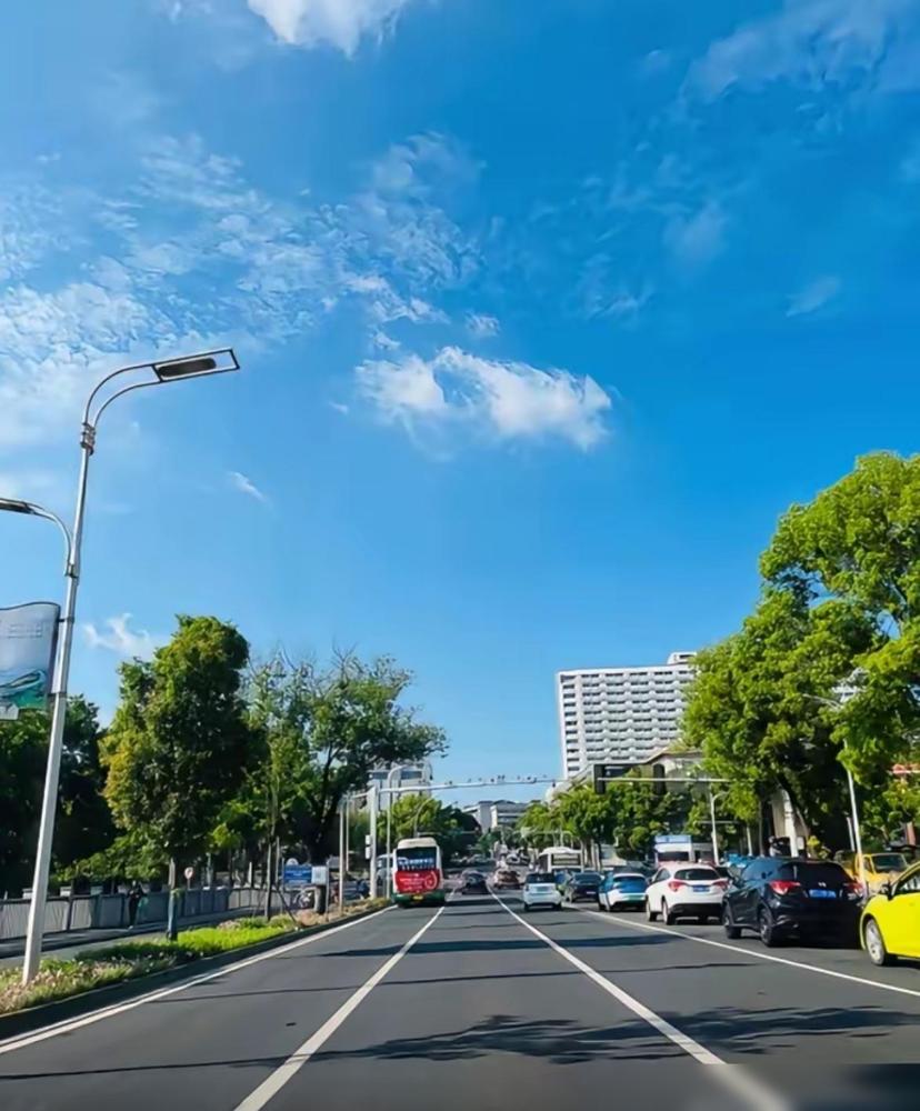 提前通知一下，大家好有个心理准备，后天，也就是7月25日就正式进入中伏了，而且今