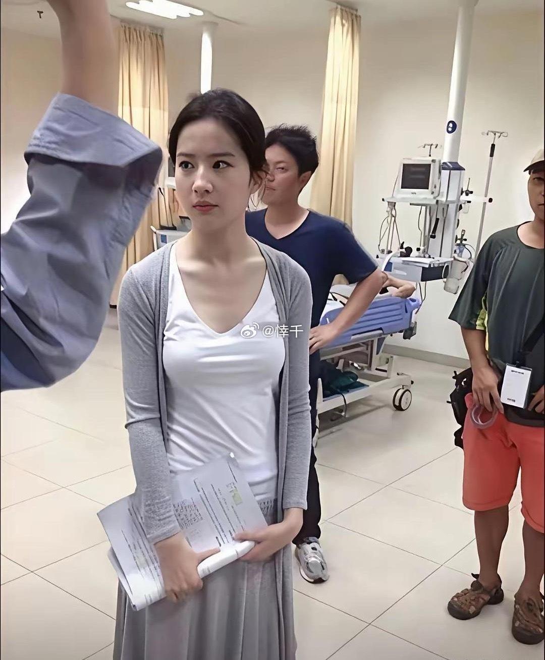 这个是谁长得好眼熟 ​​​