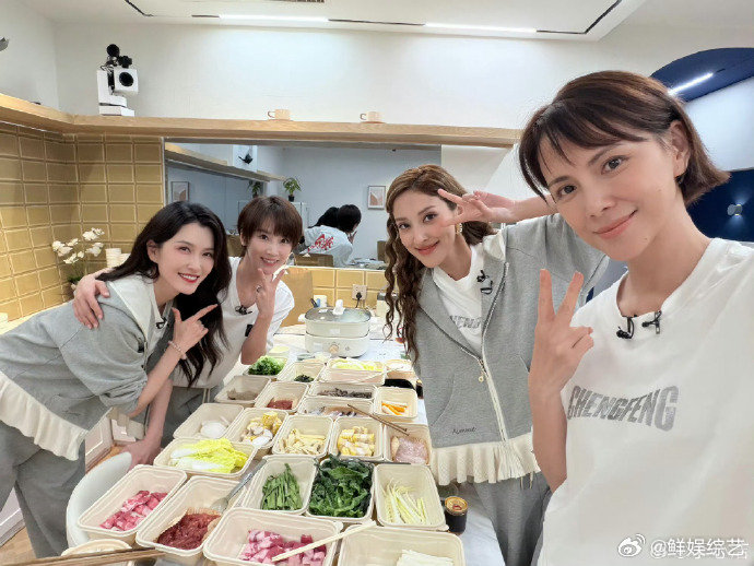 李心洁谢楠陈凯琳徐洁儿雨爱经典情歌遇上四位气质姐姐，这组合一出来就赢麻了，狠狠期