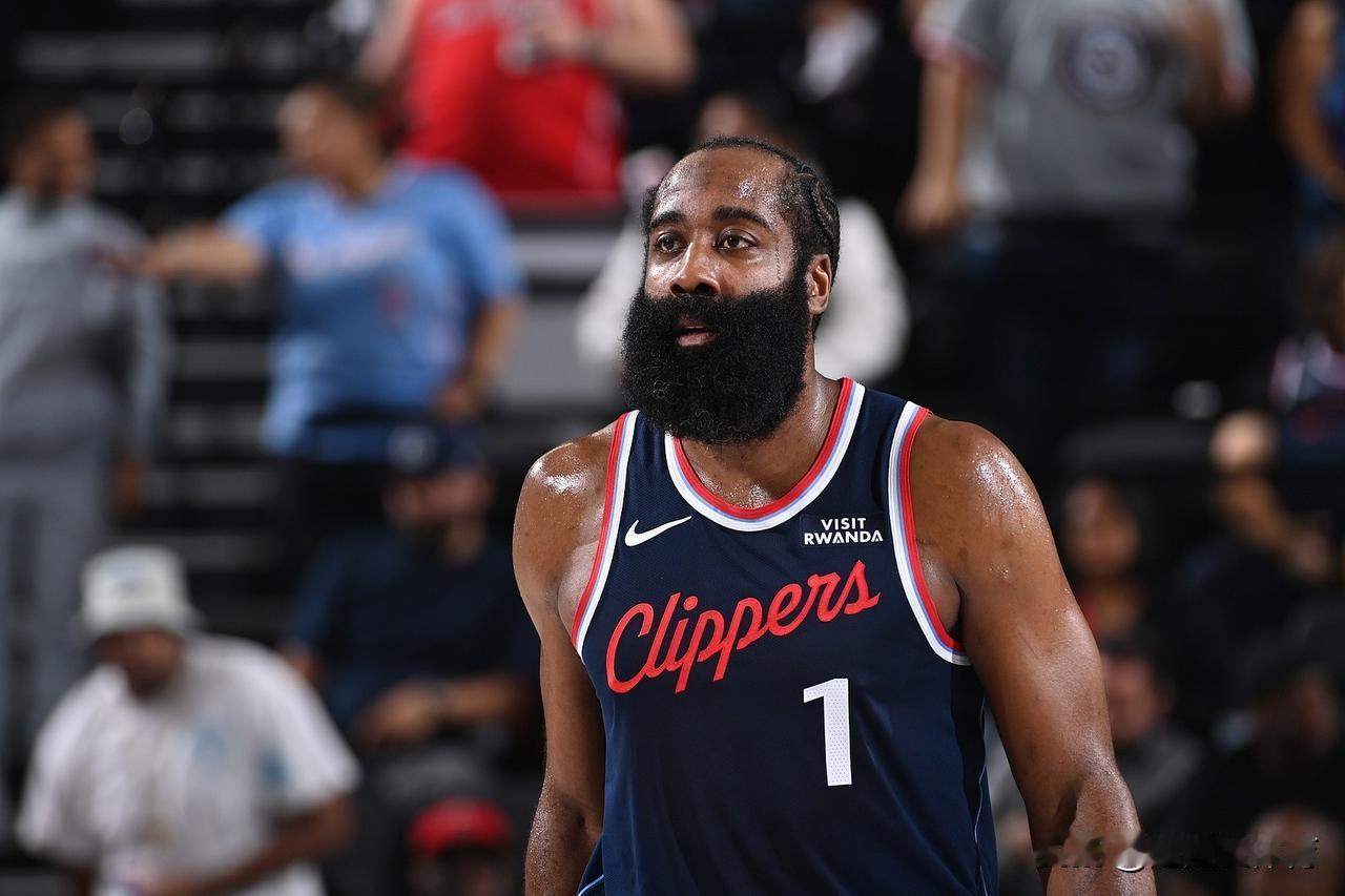 哈登命太苦了！

火箭时期季后赛西决 3-2 领先勇士保罗拉伤腿筋，错失总冠军机