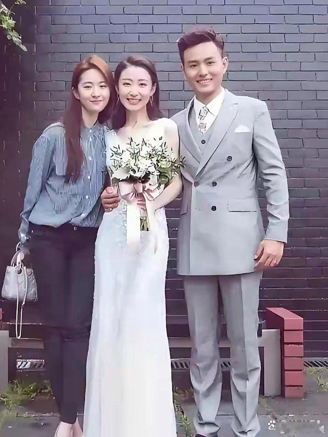 新娘子比刘亦菲还美，太绝了～ ​​​