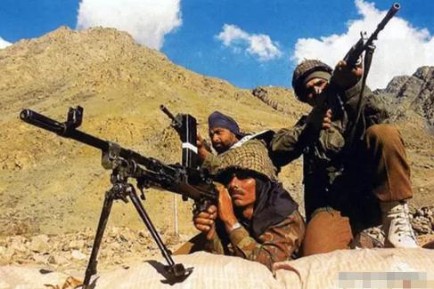 全球范围内，印度是唯一一个公开把中国定为头号对手、丝毫不去掩饰，还时刻准备伺机挑