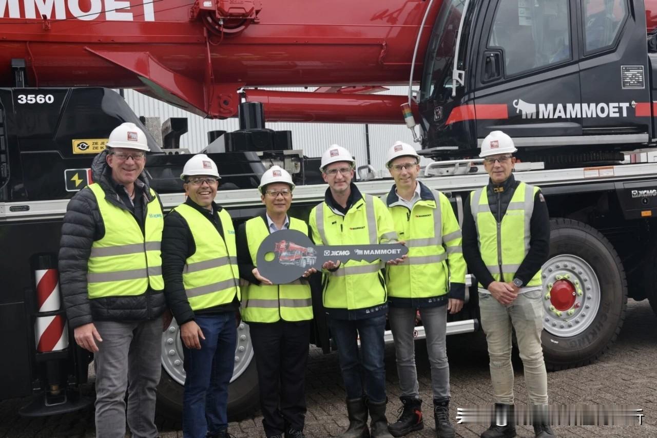 徐州应把红圈土地全给徐工集团发展产业用。旁边就是出口贸易港和高速进出口也方便运输