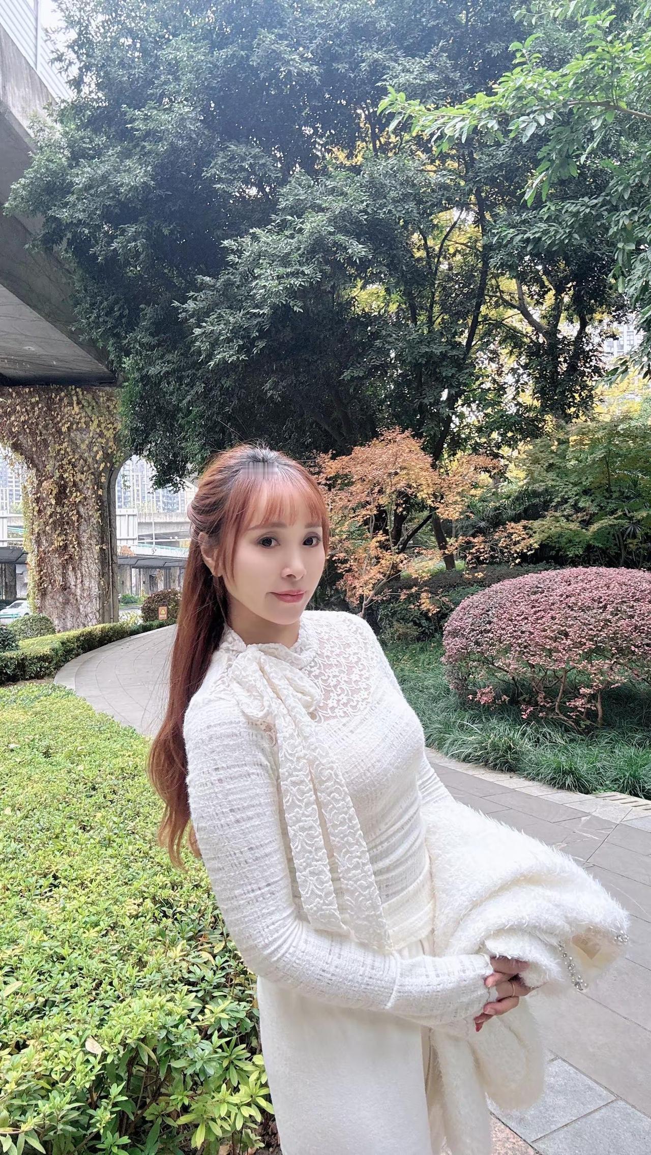 1988年的龙今年37岁，我已不再为年龄焦虑，反而觉得，30多岁是最好的状态，有