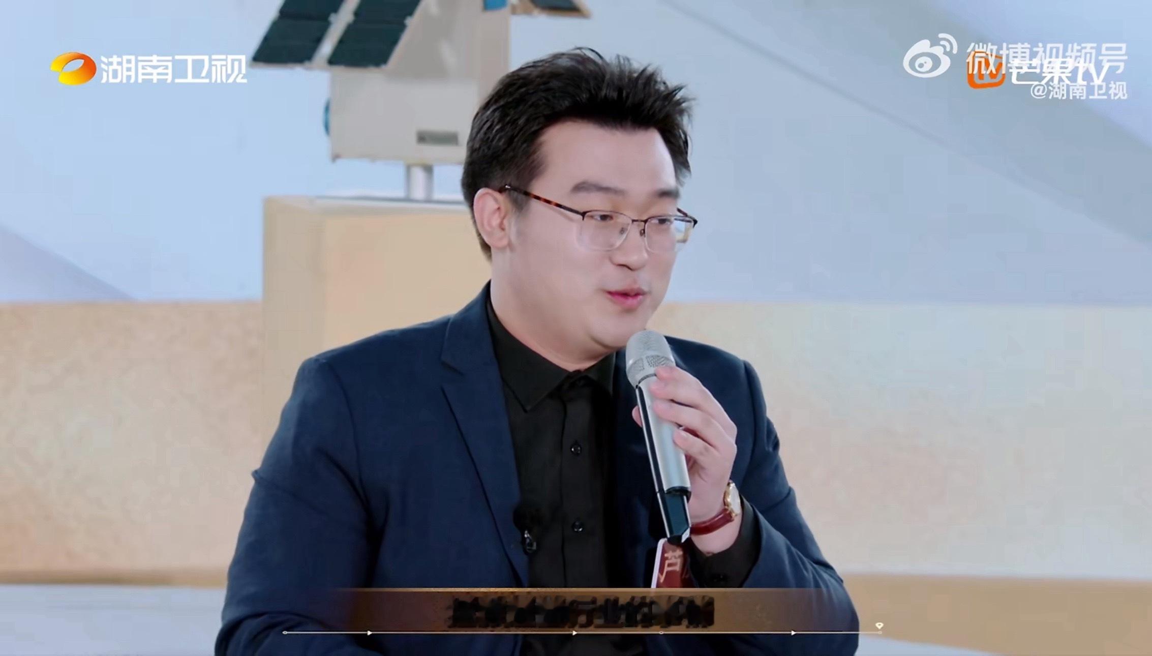 创业选手路演靠反问答题 全程高能又扣人心弦！芦旌锟在夺金2026 现场把“陪练是