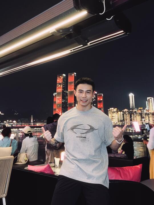重庆生日快乐🎂吉尼斯无人机纪录