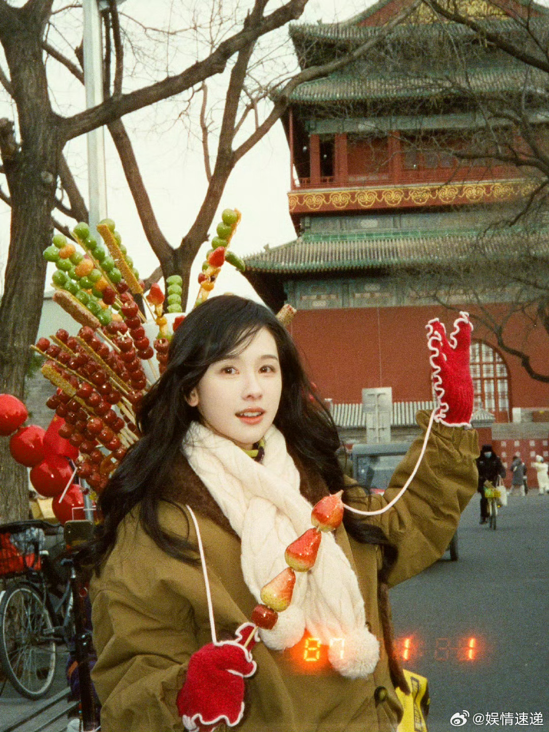 陈都灵的三月行程图陈都灵三月巴黎时装周可爱 