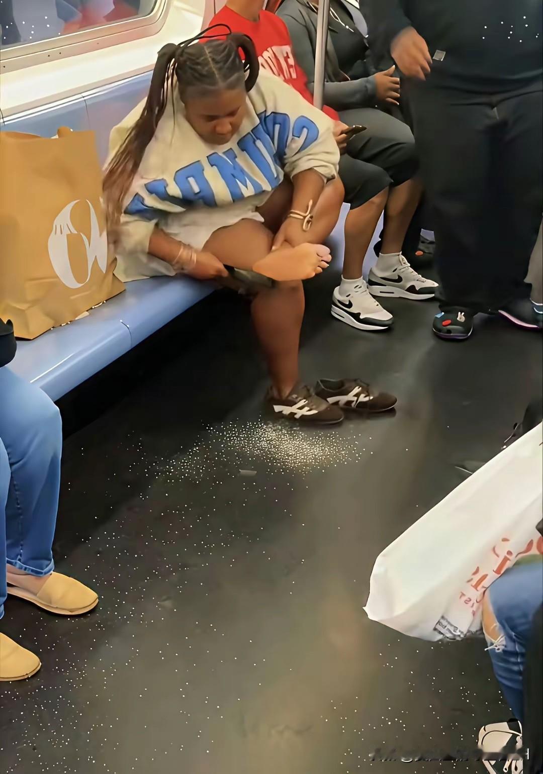 这就是很多人，一直向往的自由、文明的国度啊！
有时感觉太自由了，也不见得就是件好