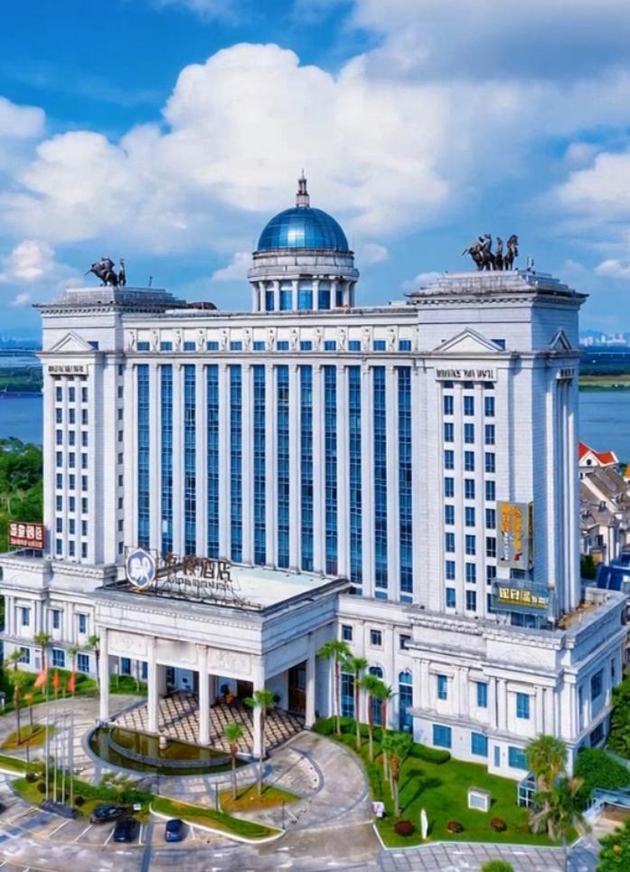 没想到，珠海金湾老牌地标酒店要易主了！

不少本地人都熟悉的祥祺酒店，正式挂牌法