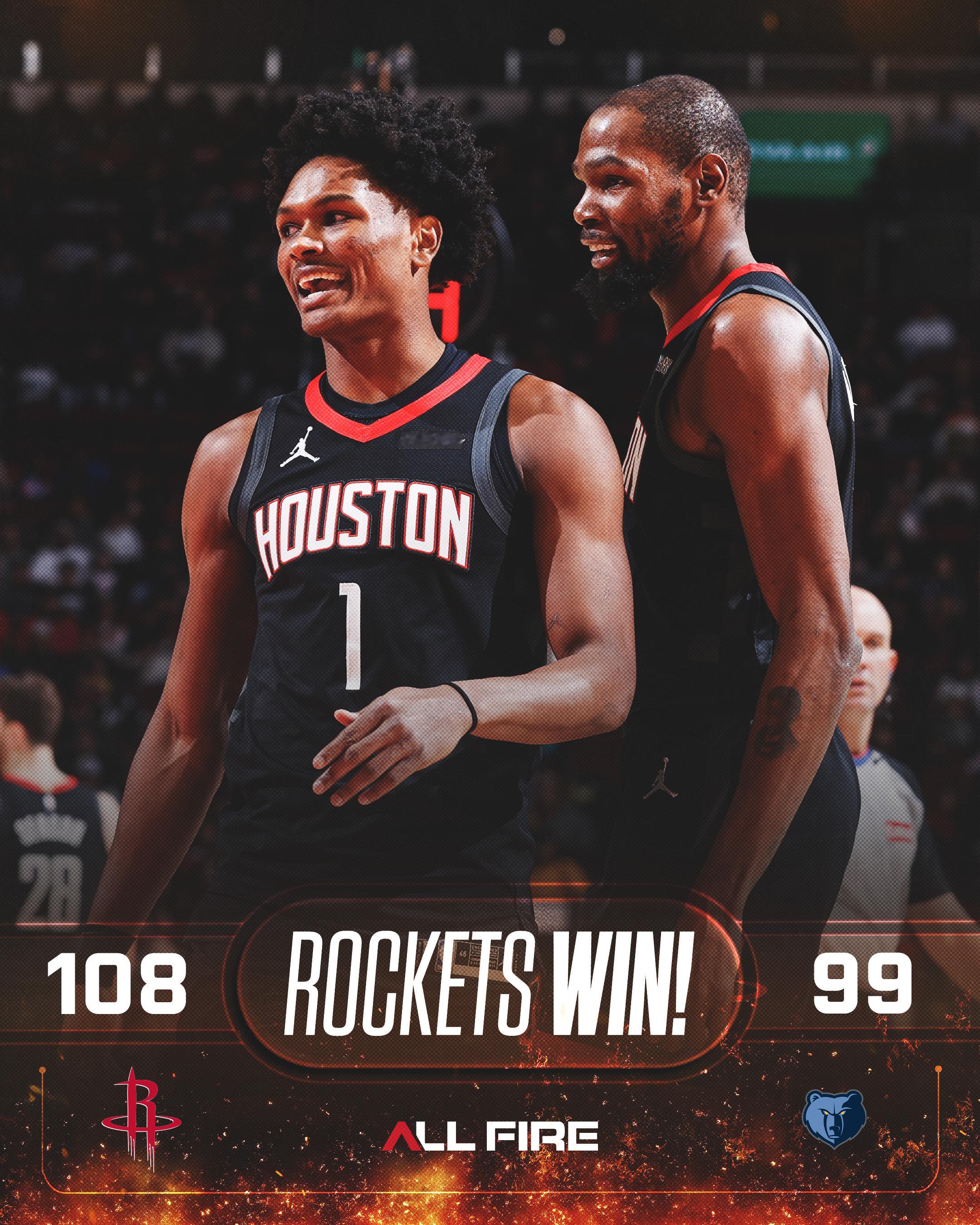 面对没有中锋的灰熊，申京17中15轰下33分9篮板6助攻，KD也在下半场调回手感