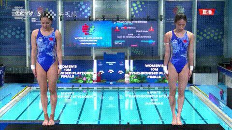 陈芋汐掌敏洁双人10米台金牌女子双人十米台的比拼中，中国组合陈芋汐/掌敏洁以34