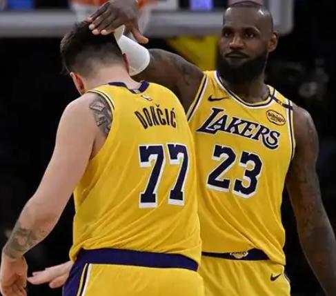 北京时间2月25日，明天的NBA常规赛部分赛场对阵如下：

第一场08：30，猛