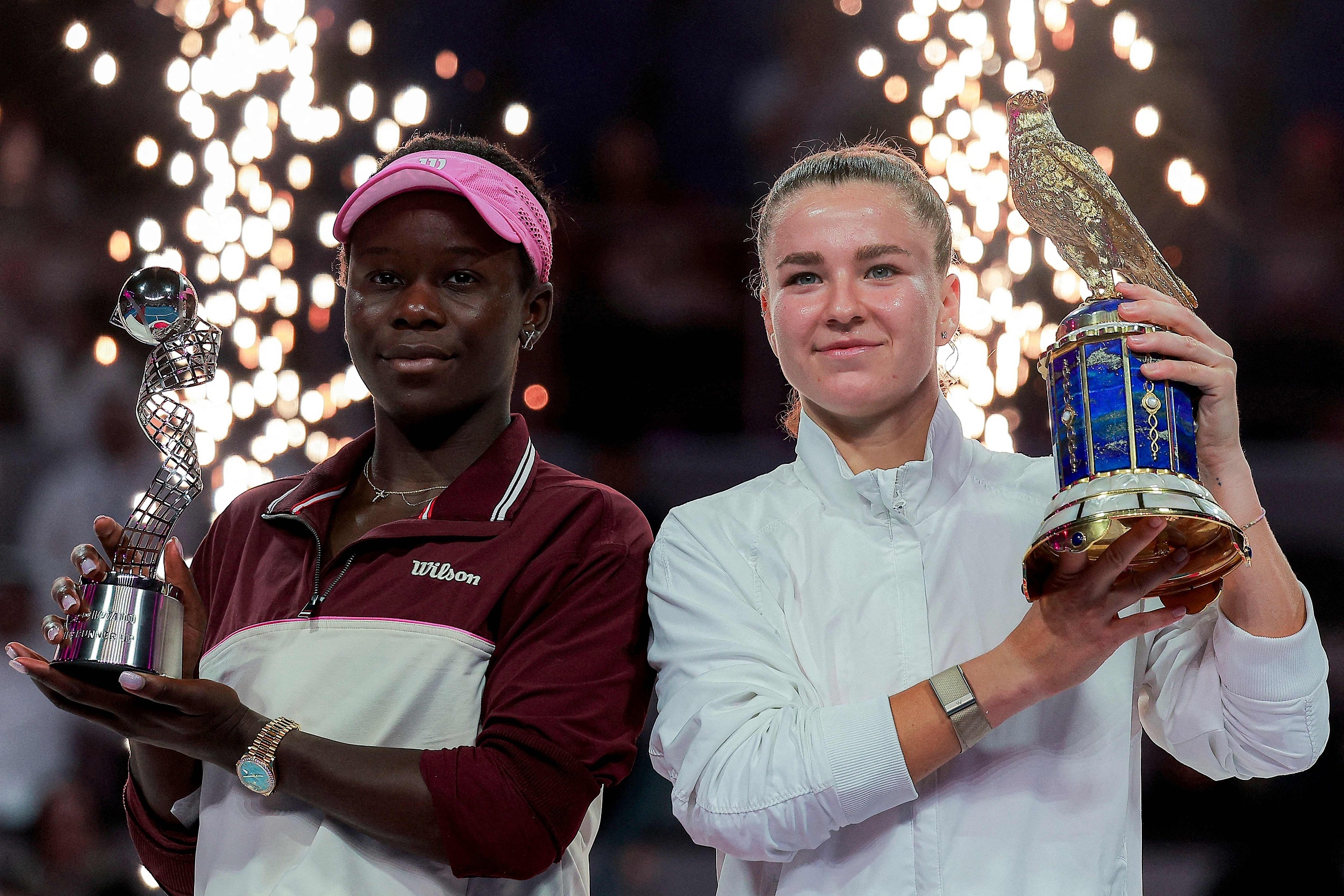 穆霍娃6-4、7-5击败姆博科，在多哈首夺1000赛桂冠，世界排名升至11，恭喜