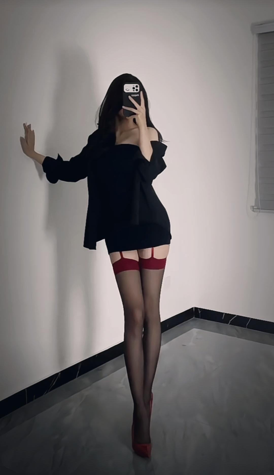 热爱生活＃极品身材＃高跟鞋＃你要怎么抵抗我