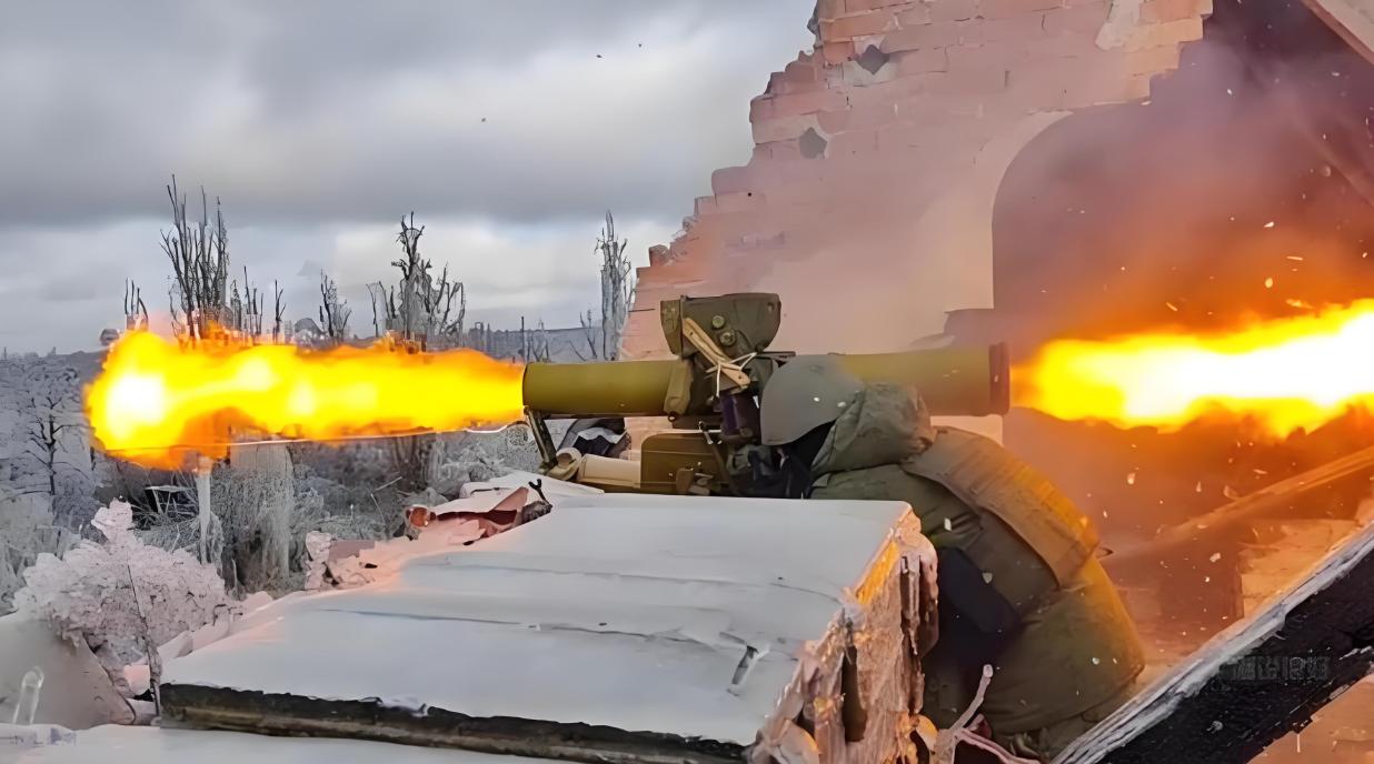 以军第35伞兵旅闯入伏击圈，真主党短号导弹打爆防雷车：贝卡谷地变装甲坟场，据称战