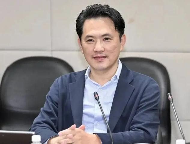 陈以信在话中输出“分裂”信号？针对菲律宾向联合国提交黄岩岛（台称“民主礁”）所谓