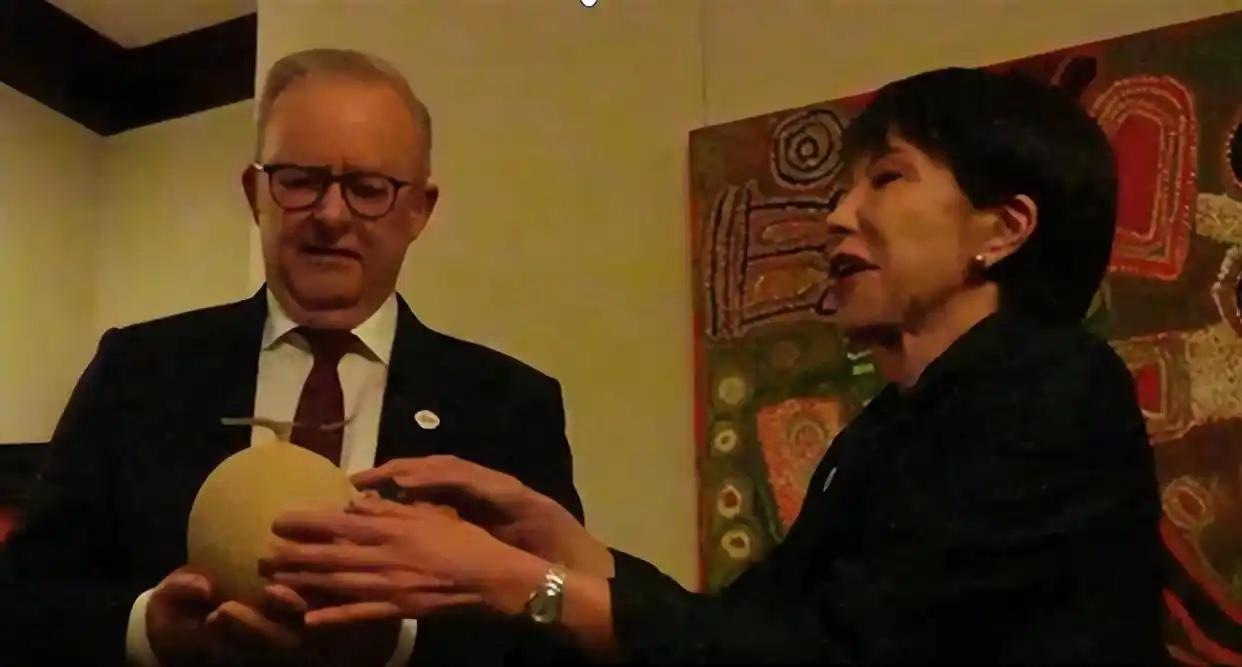 8月11日，澳大利亚总理阿尔巴尼斯对日本首相高市早苗的“性暗示”事件仍在发酵当中