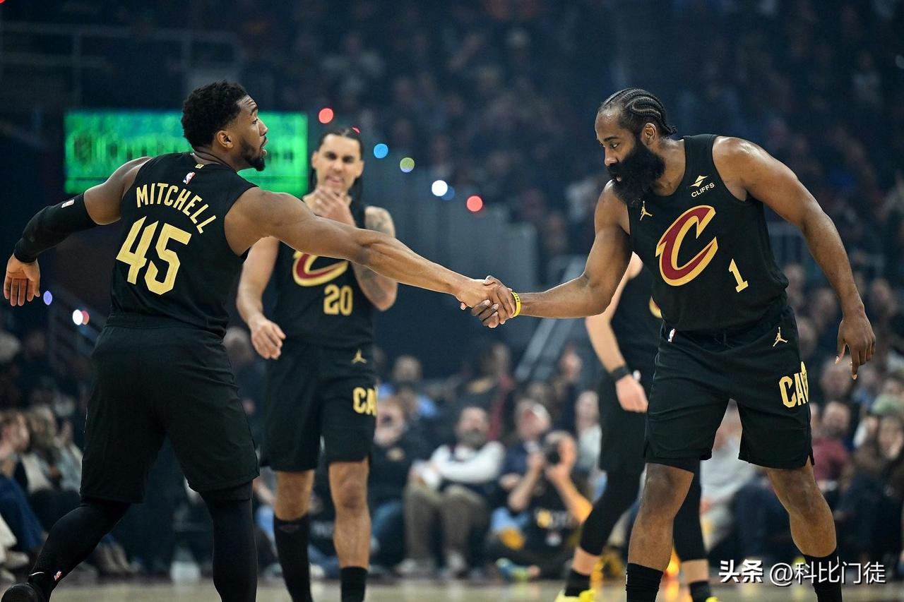 打季后赛少联防 阿伦很重要

就目前的nba进攻模式来看，进攻起手式很少采用单纯