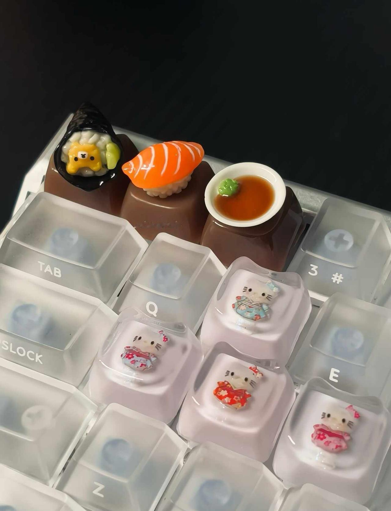 好美萌诱人的日料键帽^*^
有现现键帽每天都要晒键盘